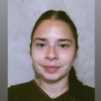 Babysitter in Pilar: Camila Ayelén Gómez