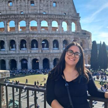 Babysitter in Cagliari: Laura