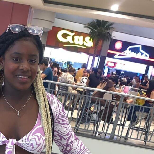 Babysitter in Guayaquil: Lisay González