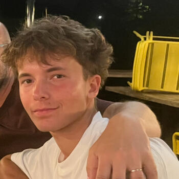 Babysitter i Saint-André-lez-Lille: Julian