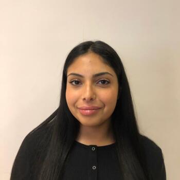 Baby-sitter in Clichy: Farrah