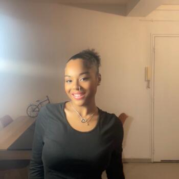 Babysitter Niort: Maeline