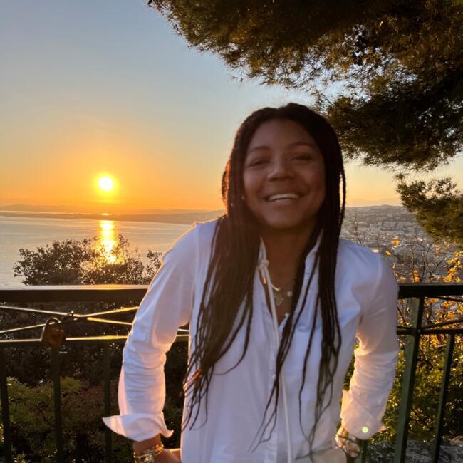 Babysitter in Salon-de-Provence: Ina