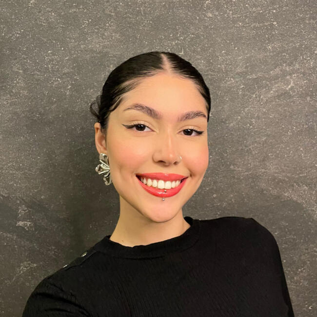 Babysitter in Brasília: Isabela Melo