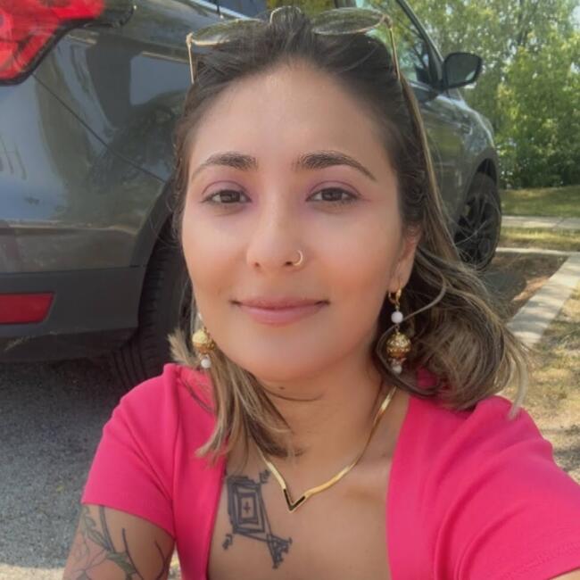 Babysitting job in Glendale (Wisconsin): Neha