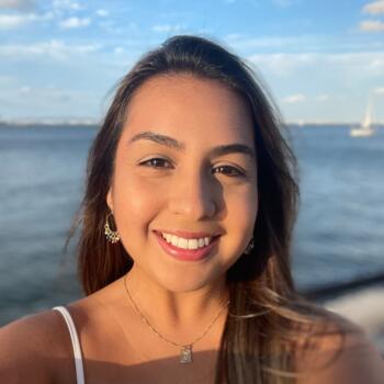 Baby-sitter in Amadora: Michelle