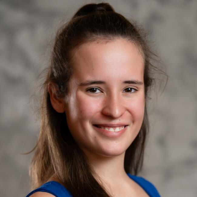 Bébiszitter Eger területén: Dominika