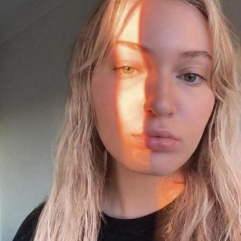 Babysitter in Gold Coast: Lily