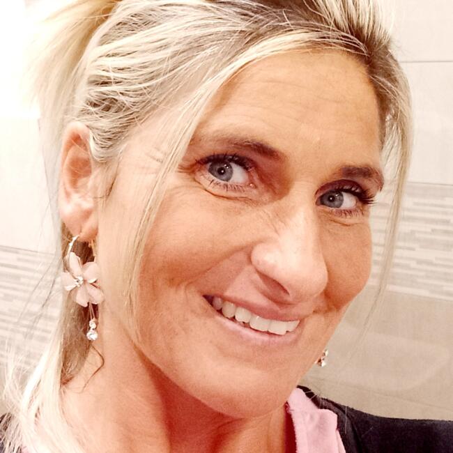 Babysitter in Genoa: VALERIA