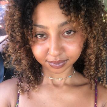 Babysitter in Curitiba: Heloise