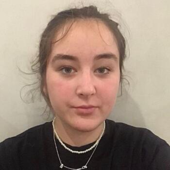 Babysitter in Canterbury: Bobbi