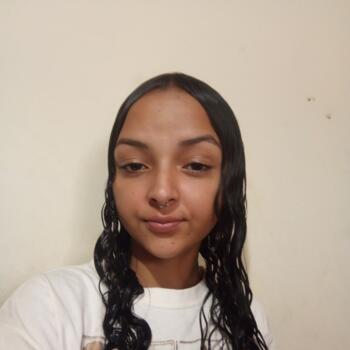 Babá em Cianorte: Ingryd