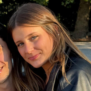 Babysitter Amares: Mariana