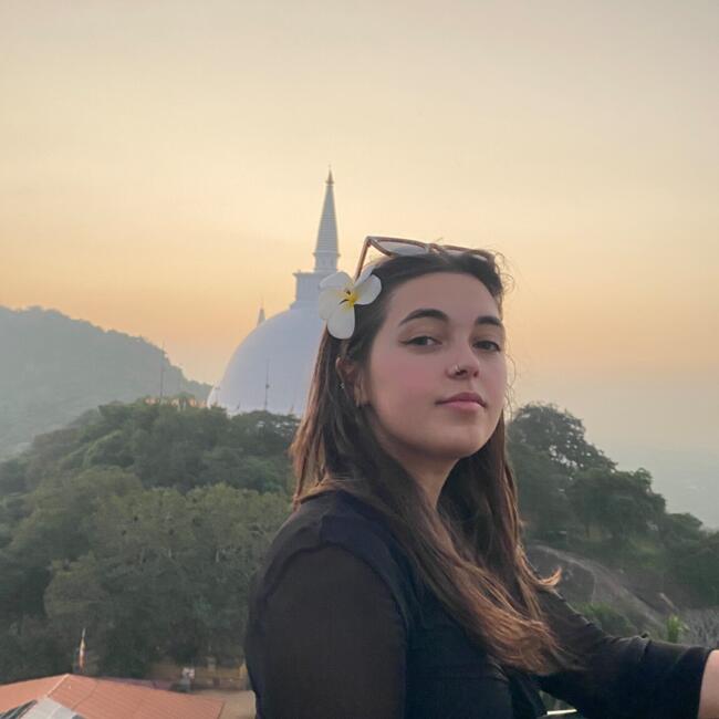 Babysitter in Serra Riccò: Elisa