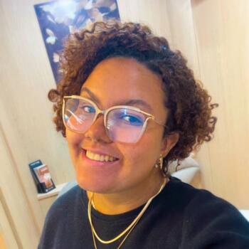 Babysitter in Magé: Shayla