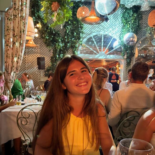 Babysitter in Paris: Albertine