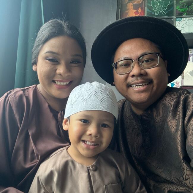 Babysitting job in Singapore Island: Noor Zurain