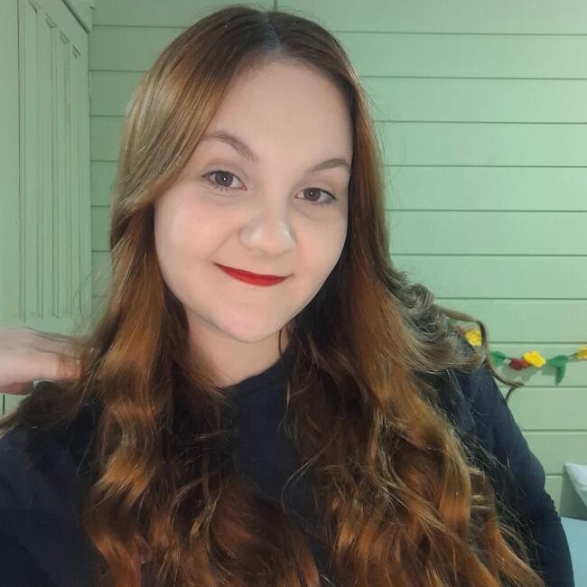 Babysitter in Navegantes: Alice Eli