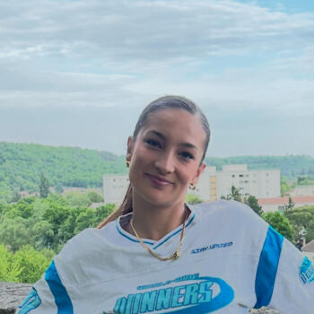 Babysitter in Bergerac: Line