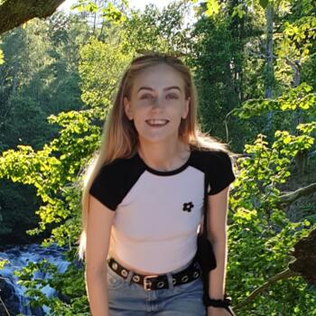 Babysitter in Dundee: Shannon