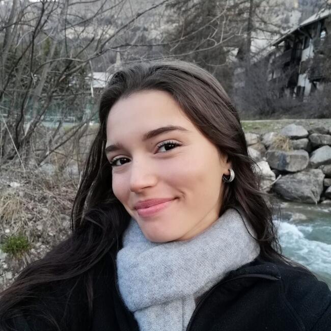 Babá em Fortaleza: Emilly