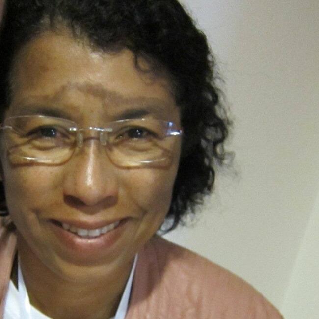 Babysitter in Maia: Maria Aparecida