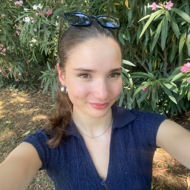 Babysitter in Ljubljana: Ela