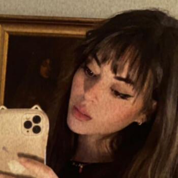 Babysitter in Paris: Ezzahra