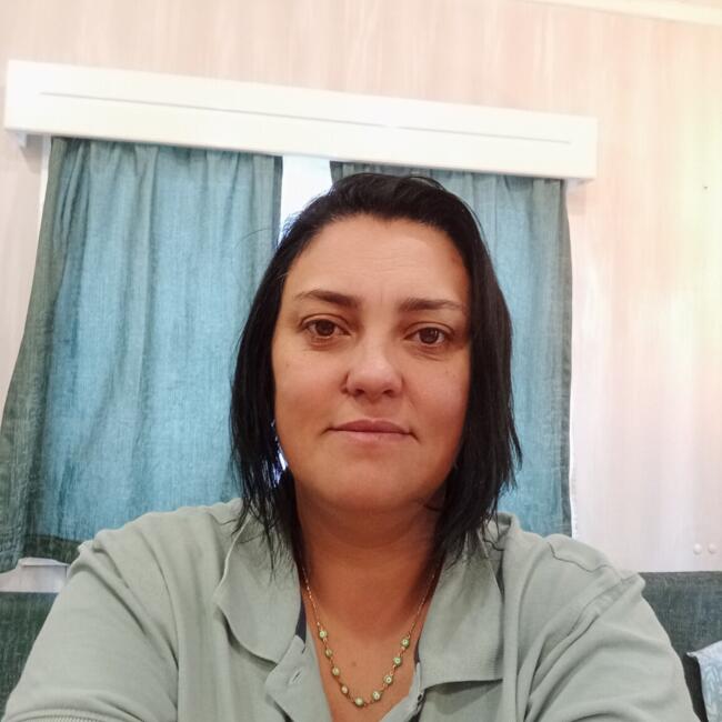 Babysitter em Sesimbra: Silvia