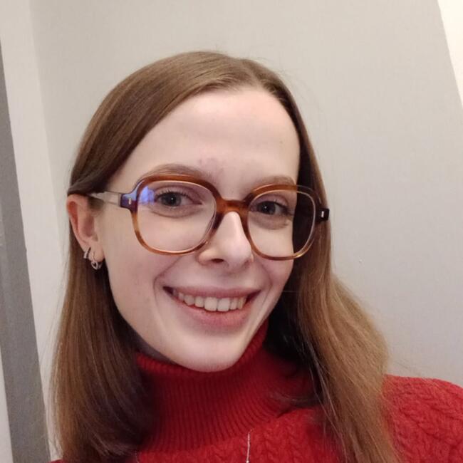 Babysitter in Proville: Lola