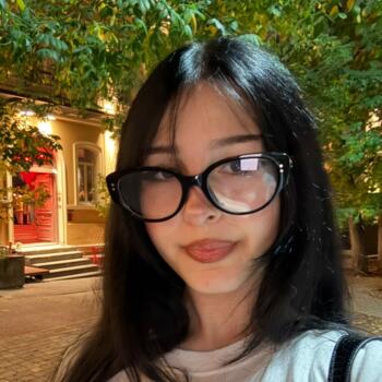 Babysitter Θέρμη: Monika