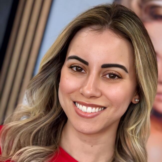 Babysitter in Brasília: Taina