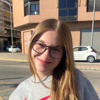 Niñera en Benirredrá: Angela