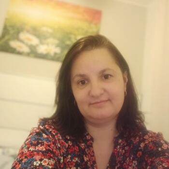 Babysitter Niš: Ivana