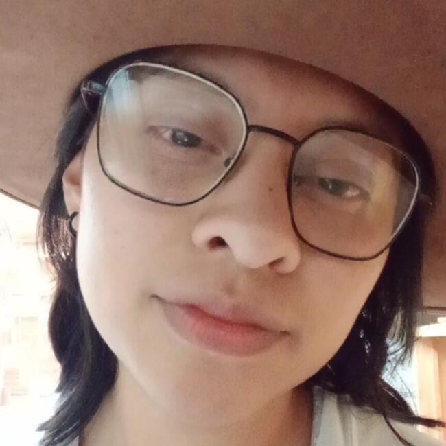 Babysitter in Pastores: Angie