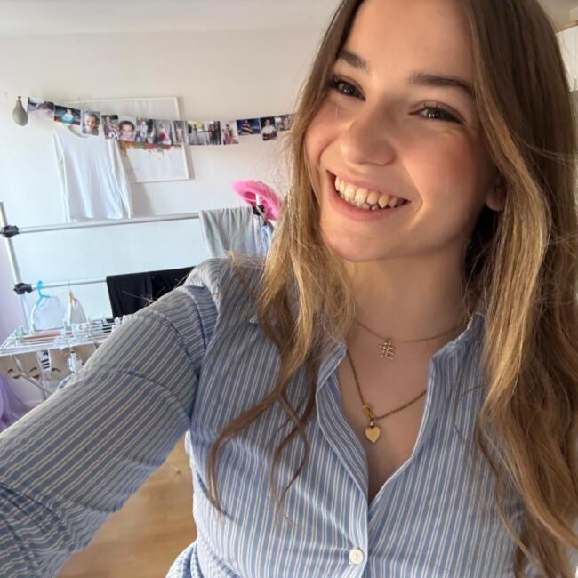 Babysitter in Toulouse: Enora