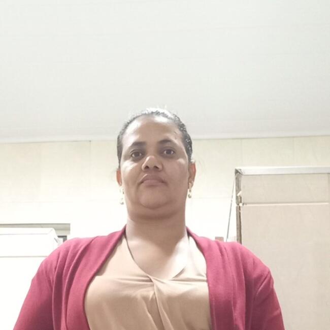 Babysitter in Embu das Artes: Beronice