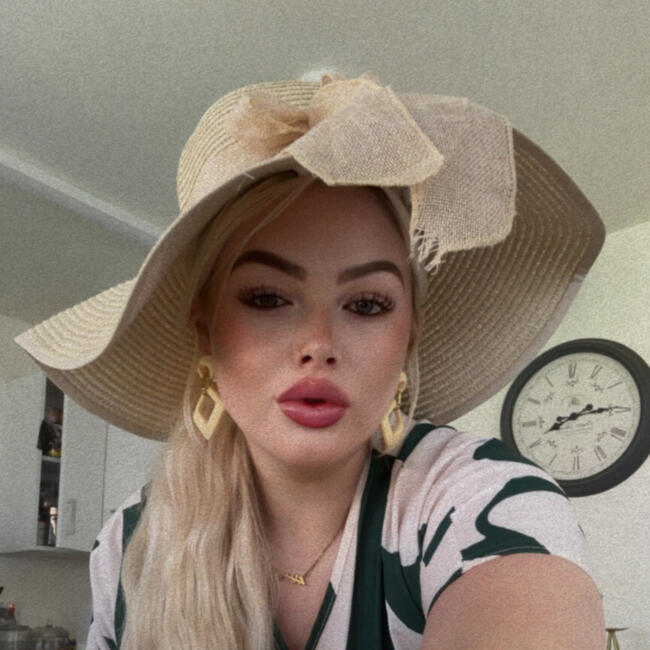 Babysitting job in Sheffield: Jessica