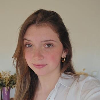 Babysitter in Bessines: Margaux