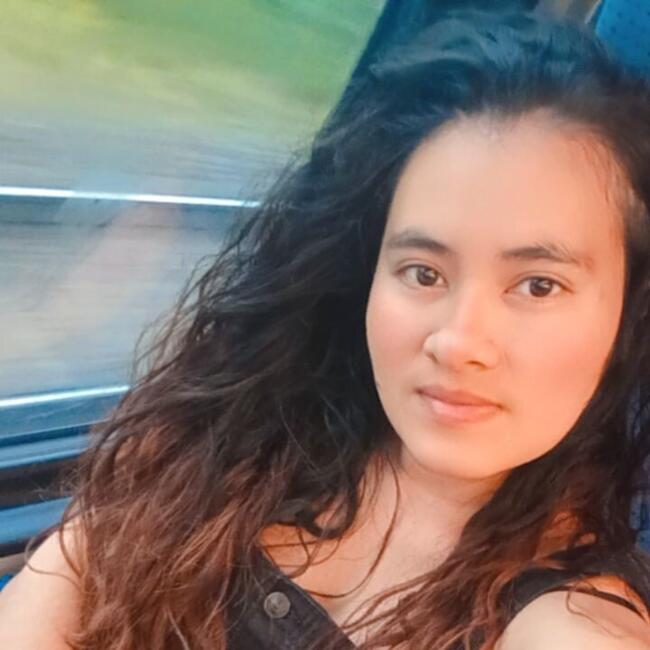 Babysitter in Torrent: Johana