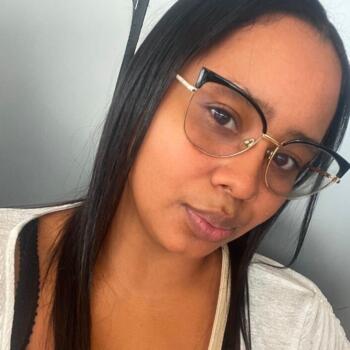 Babysitter in Soledad: Mely