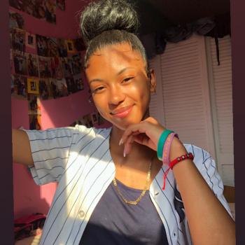 Babysitter The Bronx: Yinna