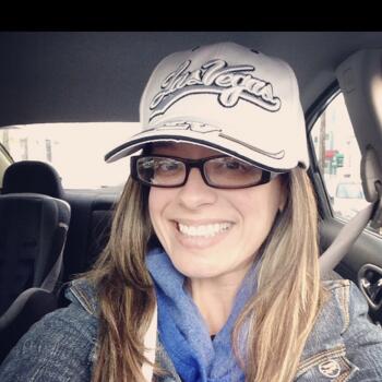 Babysitter in West New York: Stephani