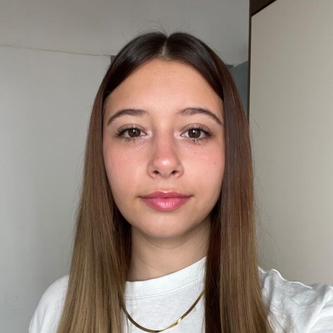 Babysitter in Montevideo: Kiara