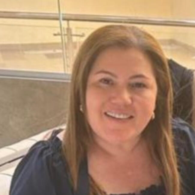 Babysitter in Delray Beach: Luz