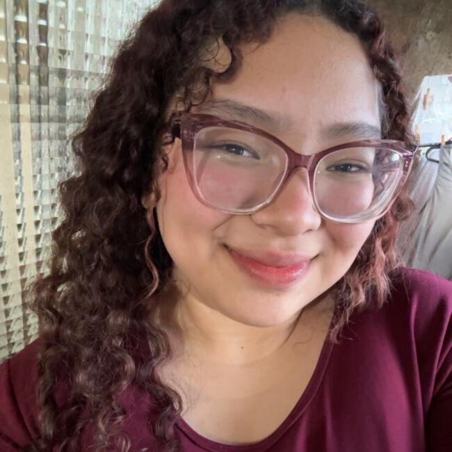 Babysitter in Madrid: Mirian Ortiz Davila