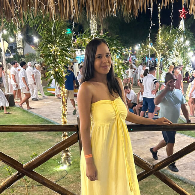 Babá em São Luís: Thamara