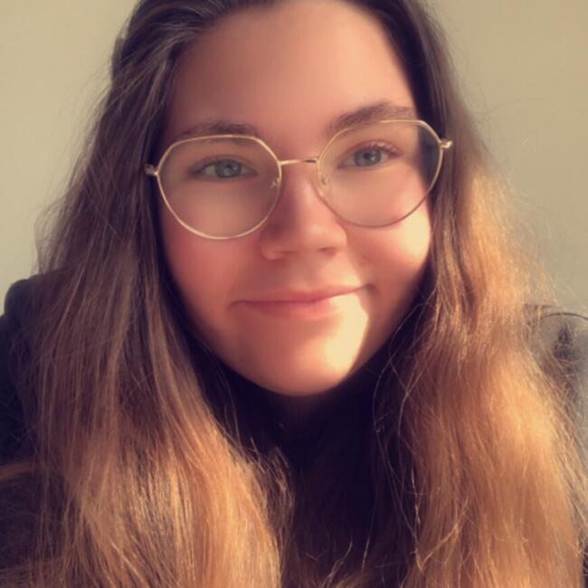 Babysitter in Sains-du-Nord: Laurine