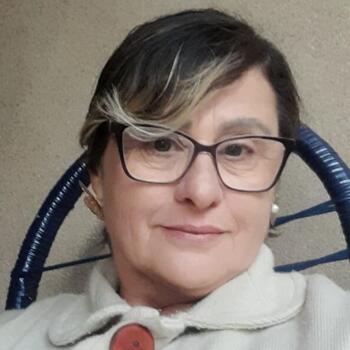 Babysitter in Pereira Barreto: Regina