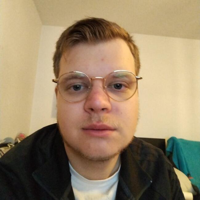 Babysitter in Hanover: Brian